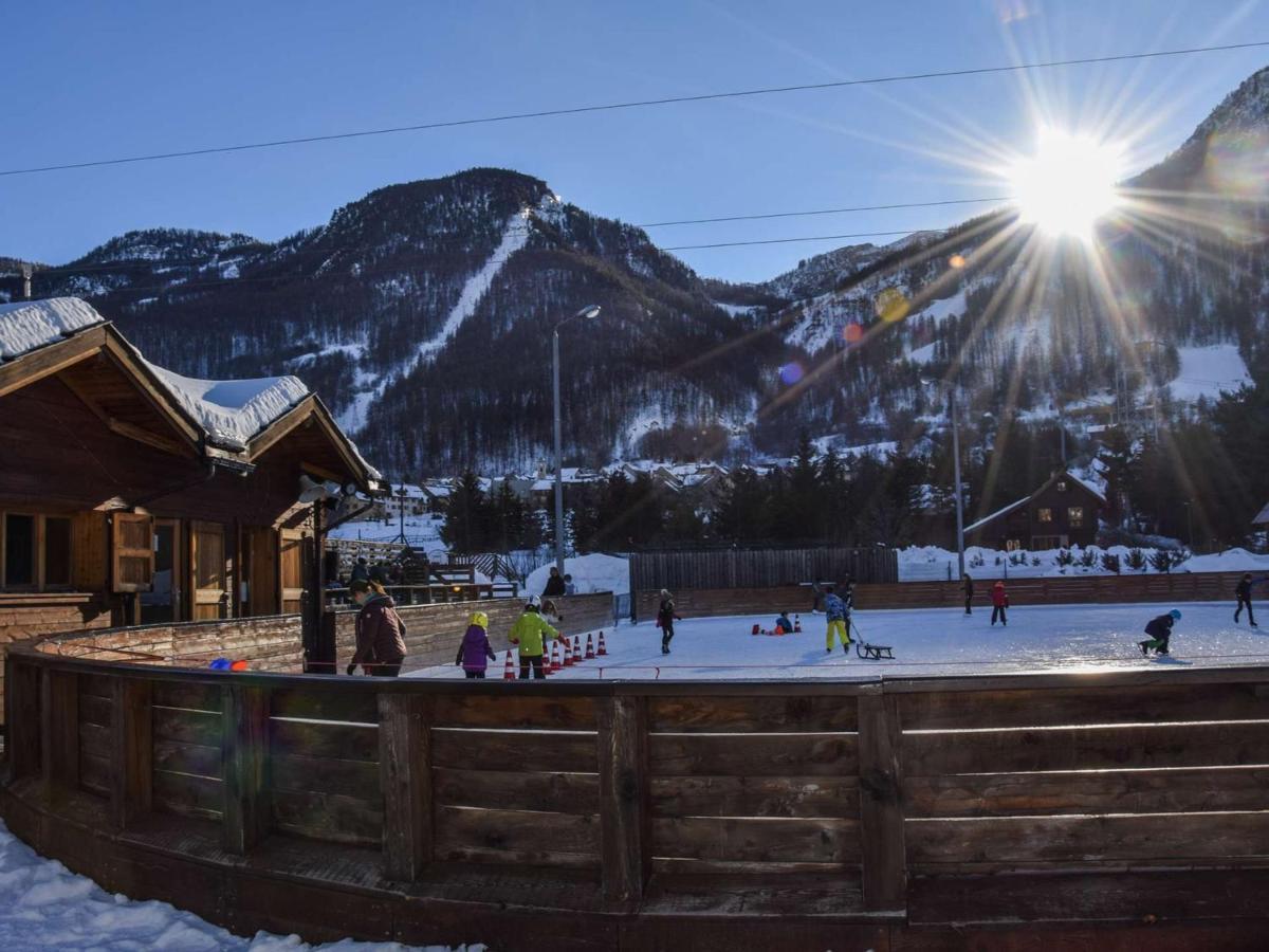 Appartement La Salle-les-Alpes, 3 pièces, 7 personnes - FR-1-330F-22 Serre Chevalier Extérieur photo