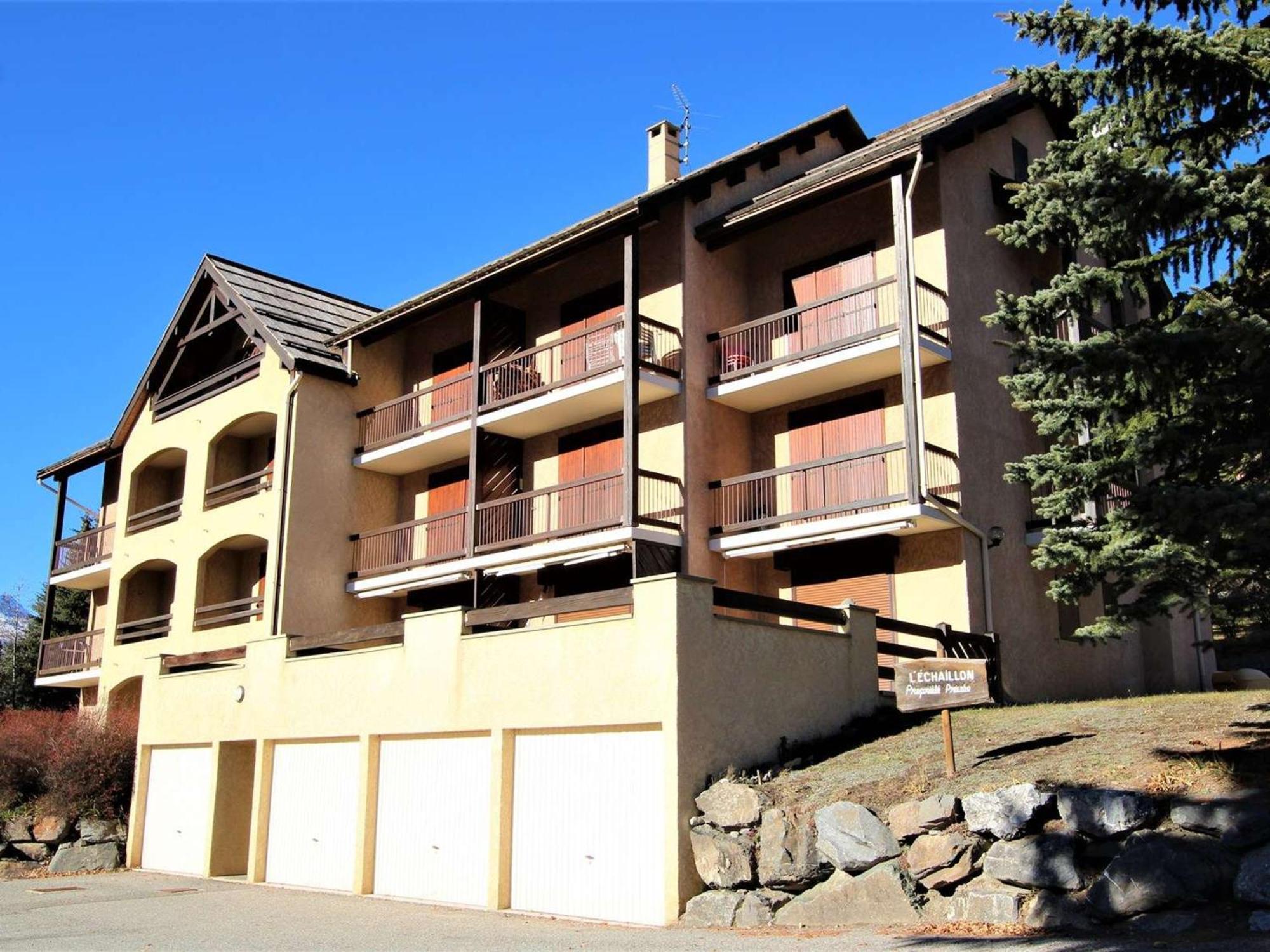 Appartement La Salle-les-Alpes, 3 pièces, 7 personnes - FR-1-330F-22 Serre Chevalier Extérieur photo
